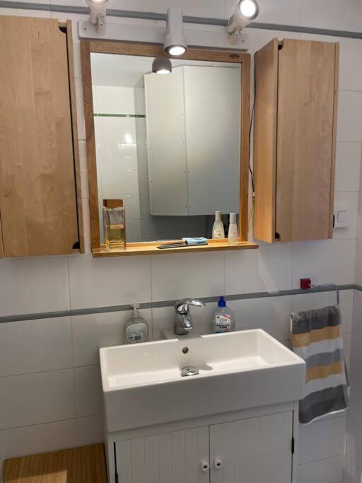 Apartamento Con Piscina En Llanca Luaran gambar