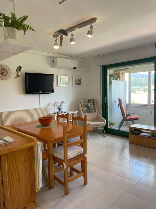 Apartamento Con Piscina En Llanca Luaran gambar