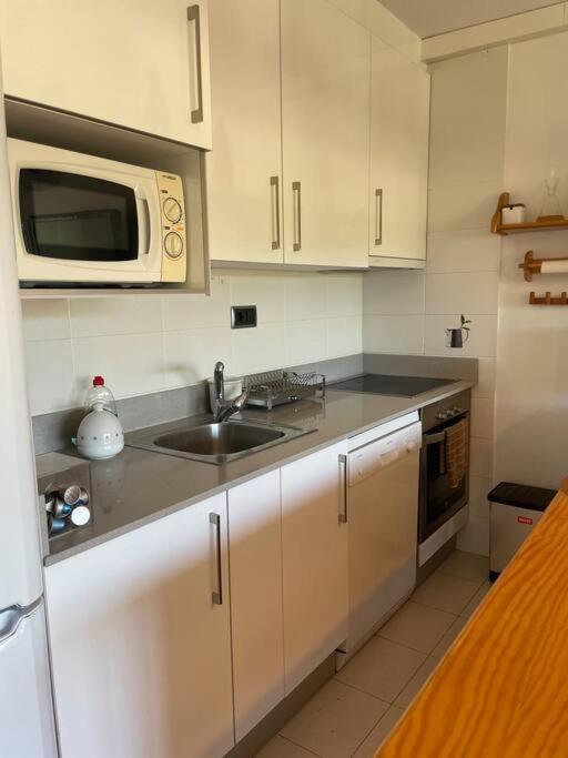 Apartamento Con Piscina En Llanca Luaran gambar